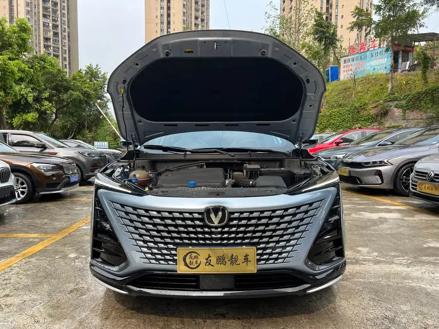 شانجان UNI-T 2023 الجيل الثاني 1.5T إصدار رياضي متميز