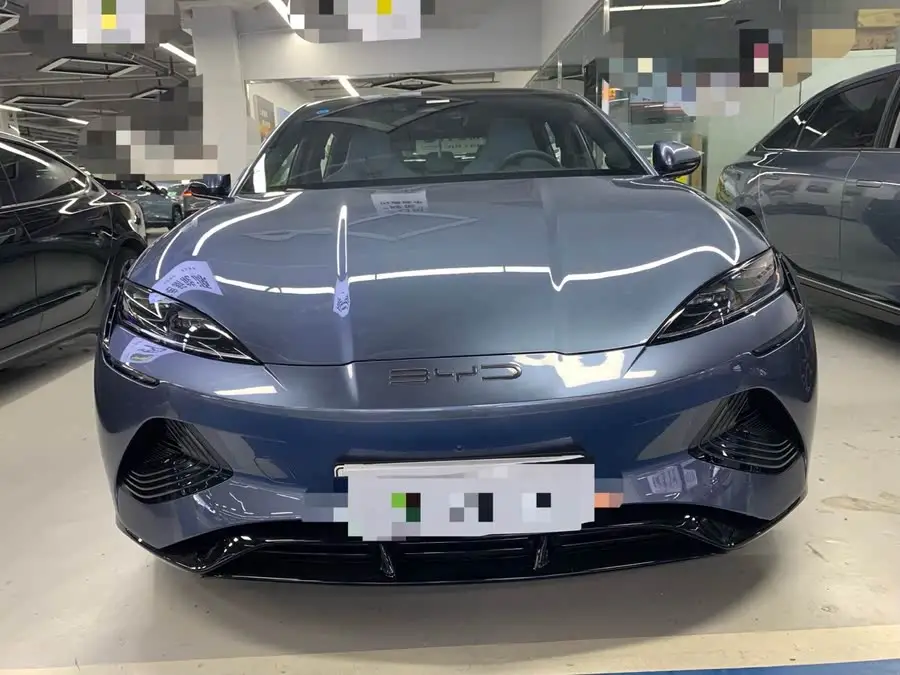 سيلاين 2022 إصدار 700 كم طويل المدى دفع خلفي