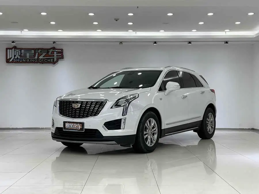 كاديلاك XT5 2021 2.0T فاخرة بالدفع الأمامي