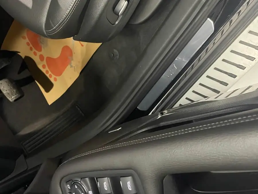 Cadillac XT6 2021 2.0T Seven-Seater AWD Sport Edition