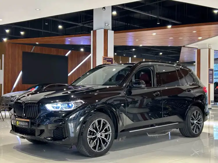 BMW X5 2022 xDrive 30Li Luxury M Sport Package