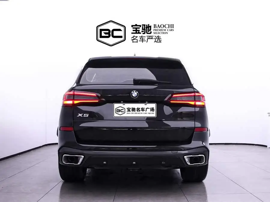 بي إم دبليو X5 موديل 2022 تحديث xDrive 30Li حزمة M الرياضية