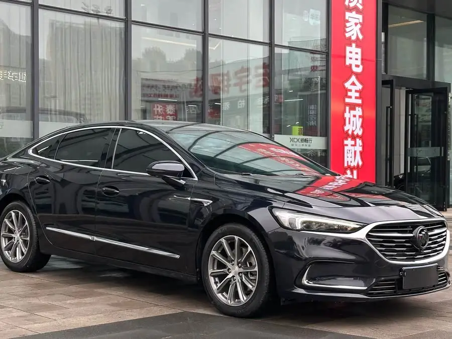 بيوك لاكروس 2021 652T الفاخرة