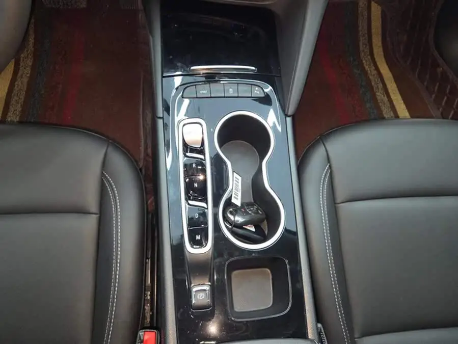 بيوك ريجال 2024 25T إصدار سوبر إنجوي