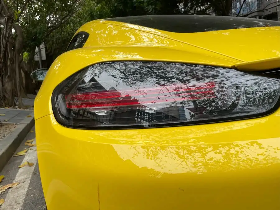 Porsche 718 2022 Cayman 2.0T