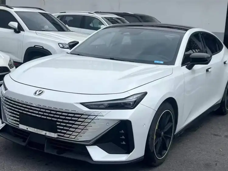 Changan UNI-V 2022 1.5T Intelligent Pilot