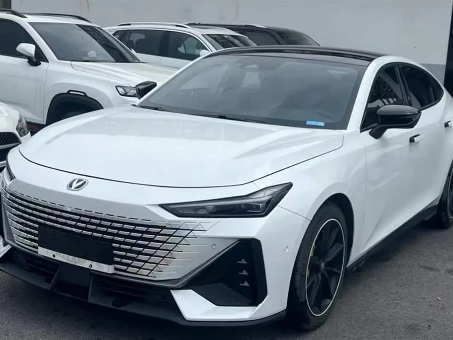 Changan UNI-V 2022 1.5T Intelligent Pilot