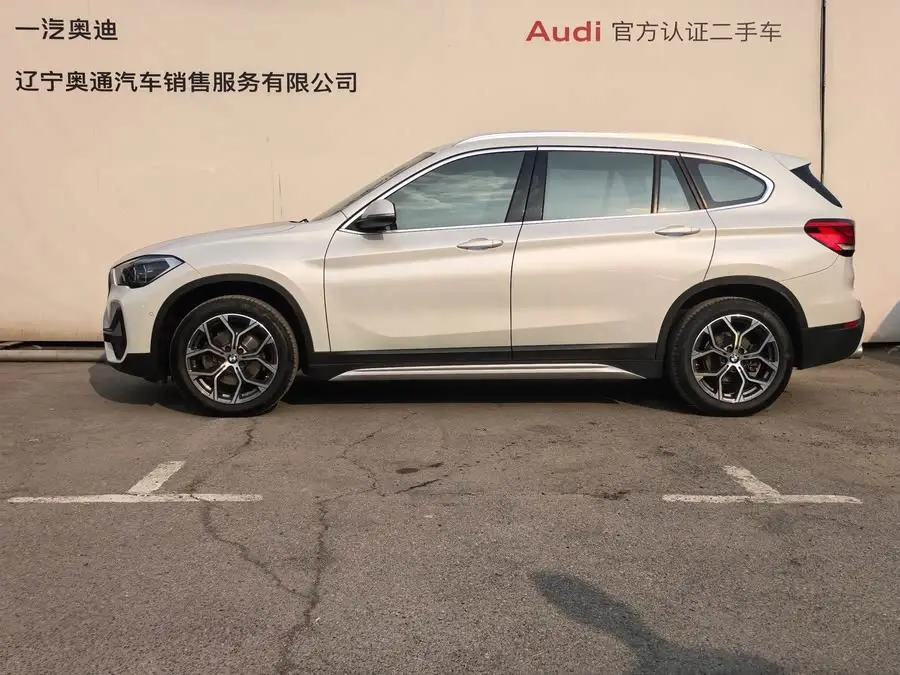 بي إم دبليو X1 2020 sDrive20Li الحصرية