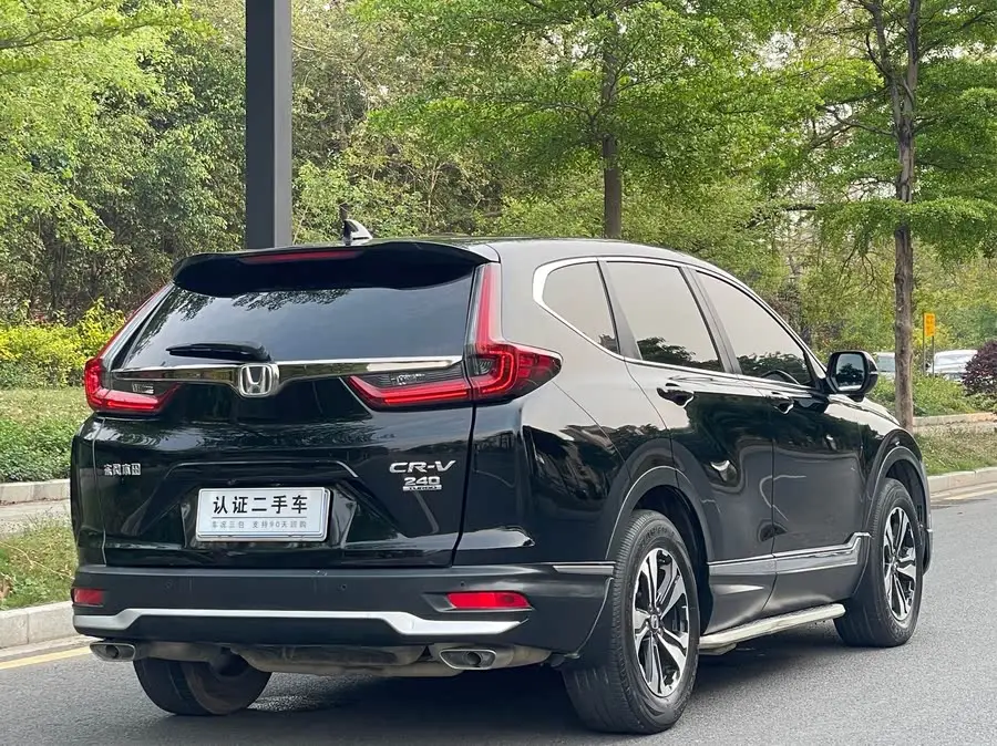 هوندا CR-V 2021 240TURBO CVT دفع أمامي أنيقة