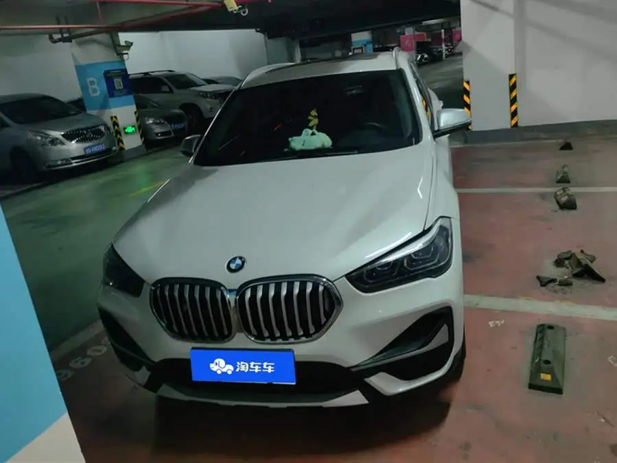 2022 BMW X1 sDrive20Li Fashion Edition