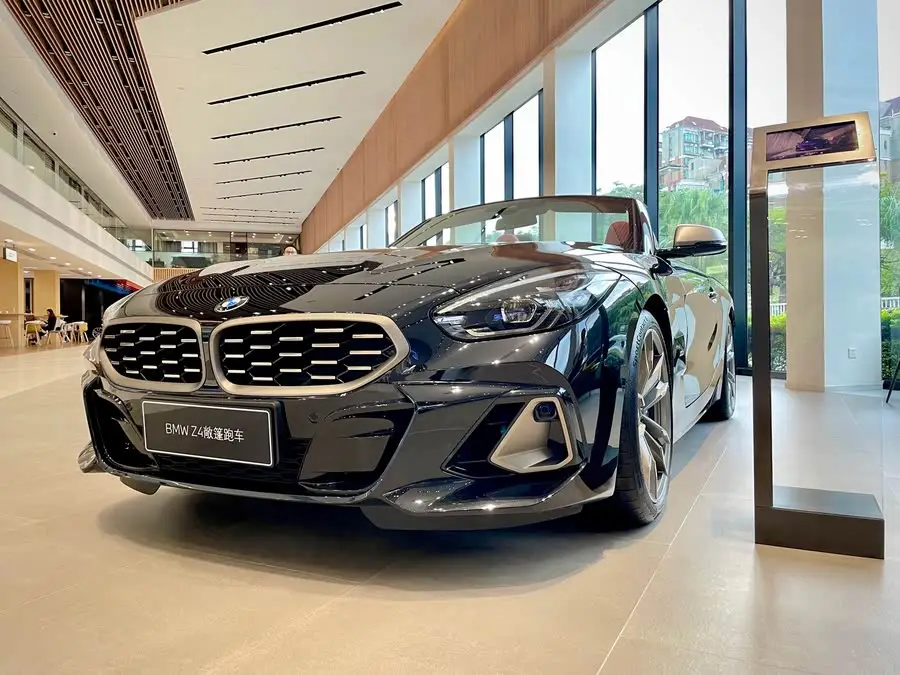 بي إم دبليو i3 2024 eDrive 35 L