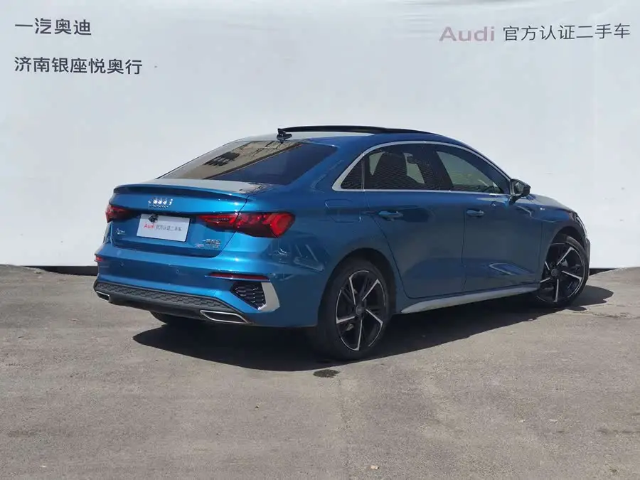 أودي A3 2021 A3L ليموزين 35 TFSI الإصدار الرياضي الأنيق