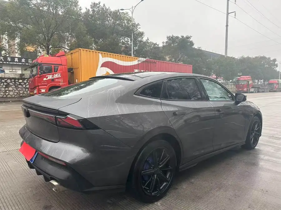 Changan UNI-V 2022 1.5T Premium