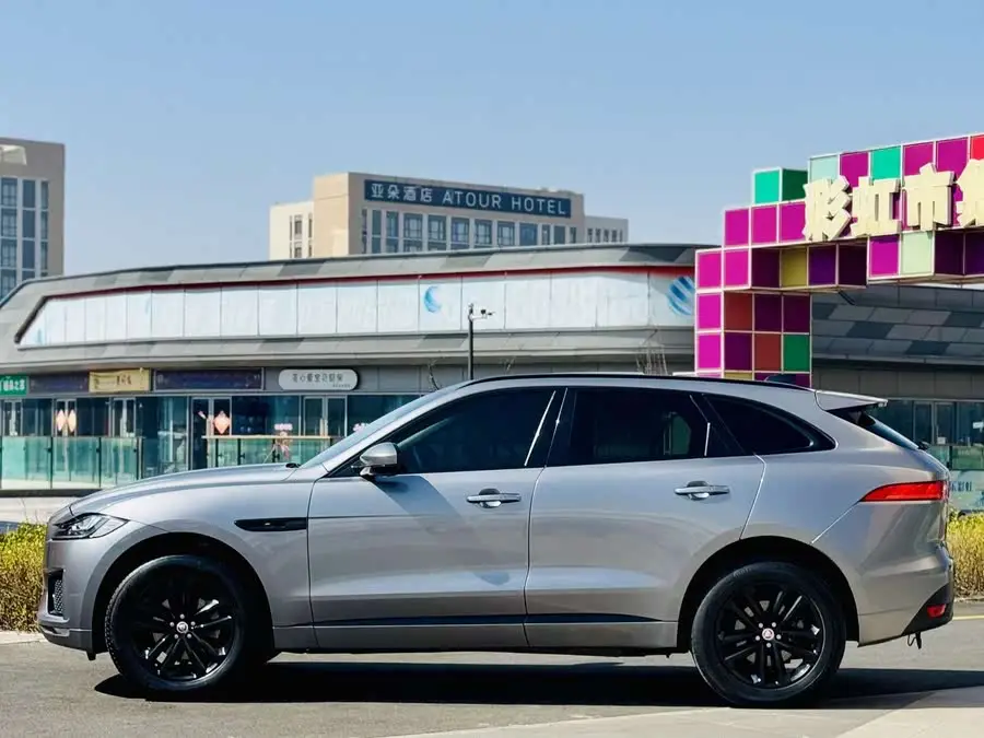 Jaguar F-PACE 2020 2.0T Flag Edition