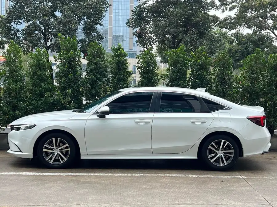 موديل 2023 من شنج 240TURBO CVT النسخة الرائدة