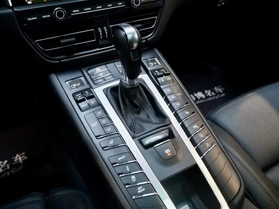 2020 Macan Macan 2.0T