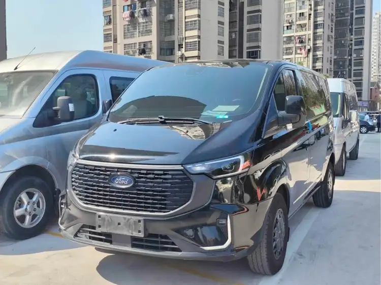 Foton Transvan 2023 2.0T Diesel Automatic Business Travel Short Wheelbase Low Roof 7/8/9 Seats