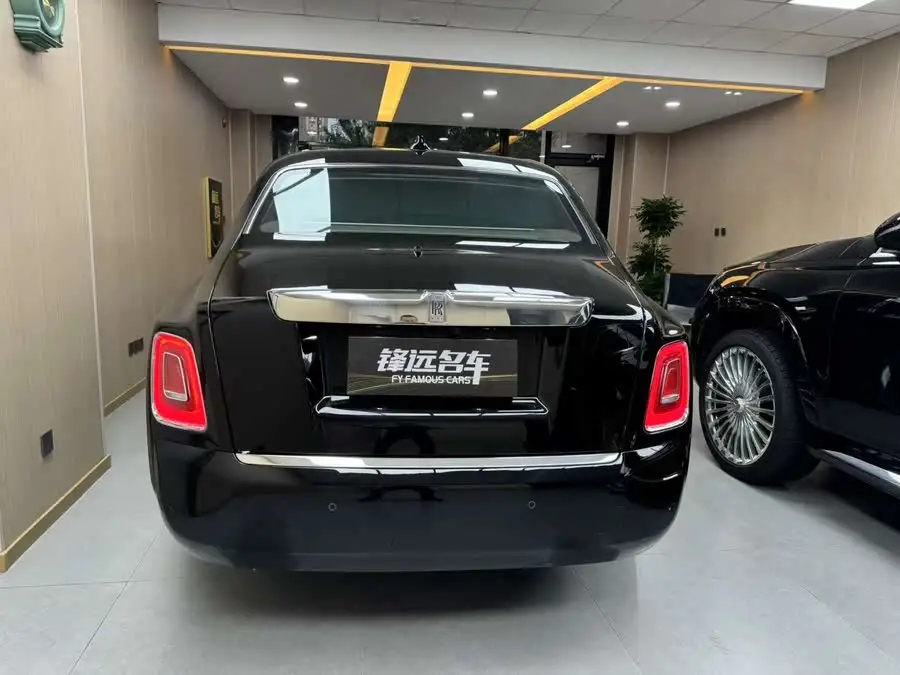 Phantom 2018 6.7T Standard Wheelbase Version