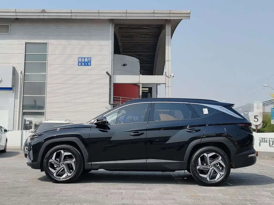 2023 Tucson L 1.5T Automatic Two-Wheel Drive DLX Luxury Version