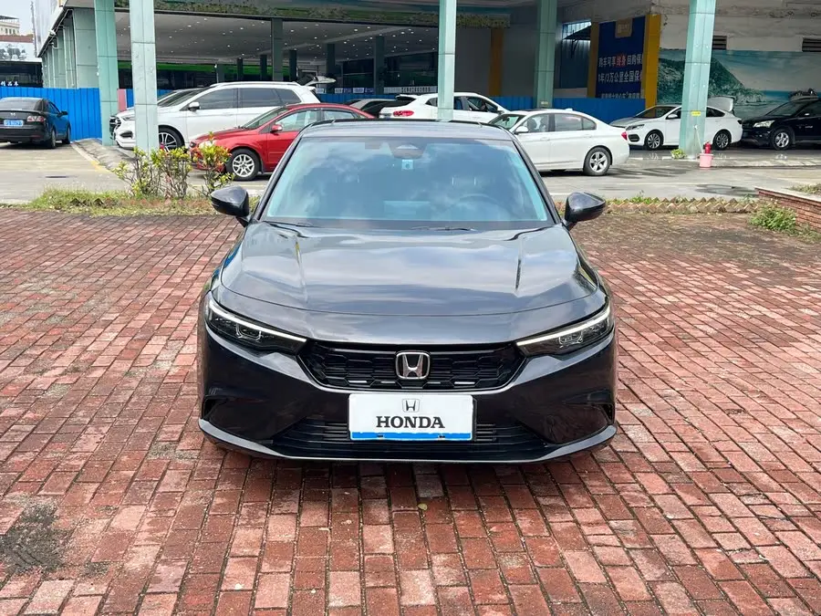 2023 Model 240TURBO CVT Luxury Edition