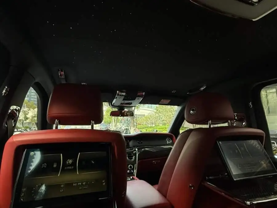 Cullinan 2018 5-seater