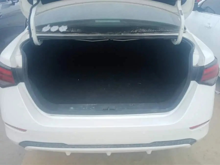 2021 نيسان سيلفي 1.6L XL CVT نسخة الاستمتاع