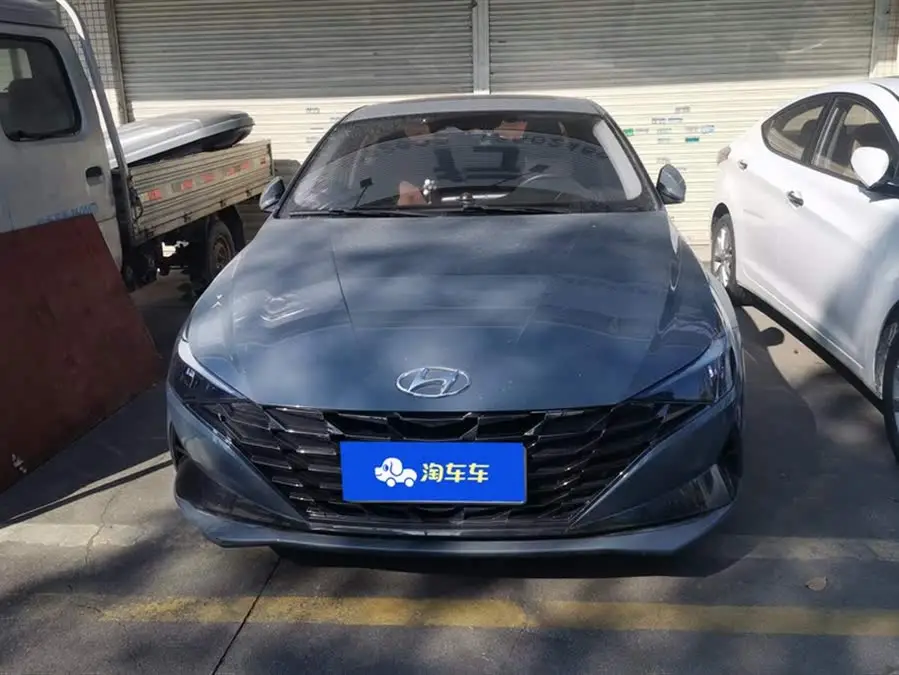 إيلانتر 2022 1.5 لتر CVT LUX المميزة