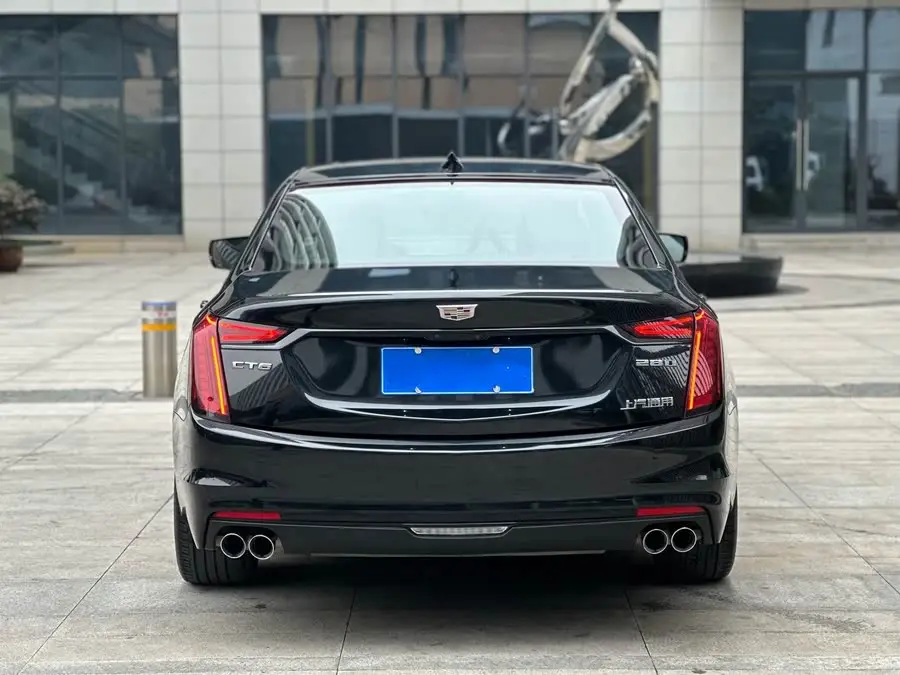 كاديلاك CT6 2021 28T فاخرة