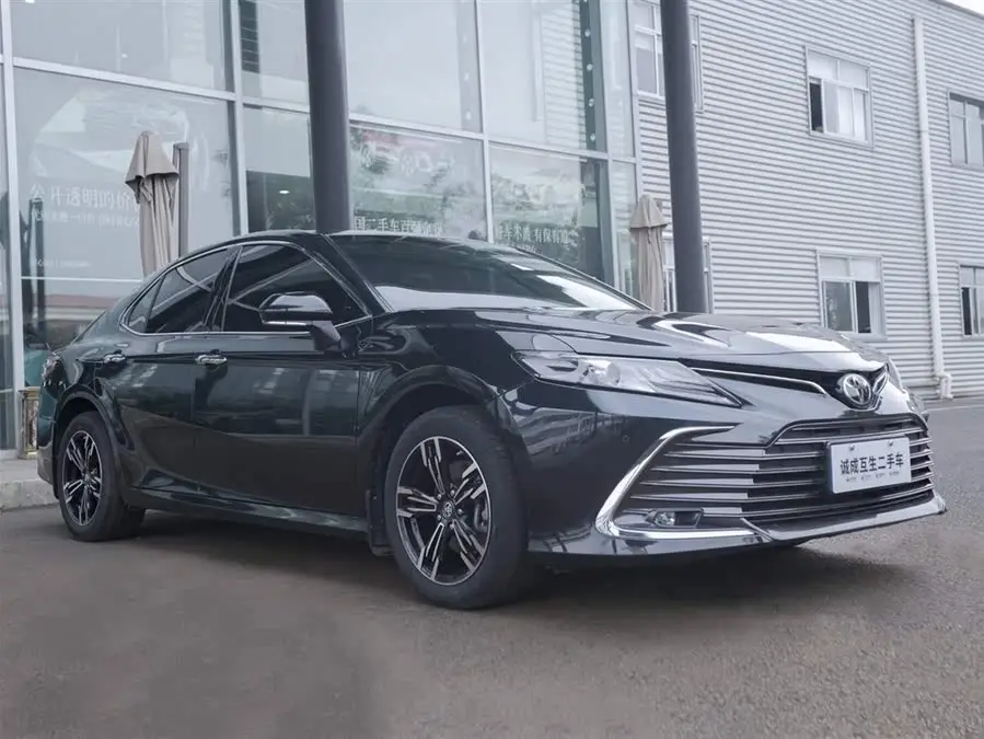 Camry 2021 2.0G Luxury Edition