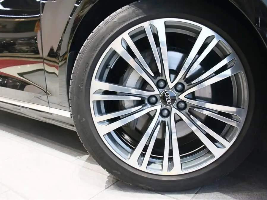 Audi A8 2024 A8L 50 TFSI quattro Exclusive Edition