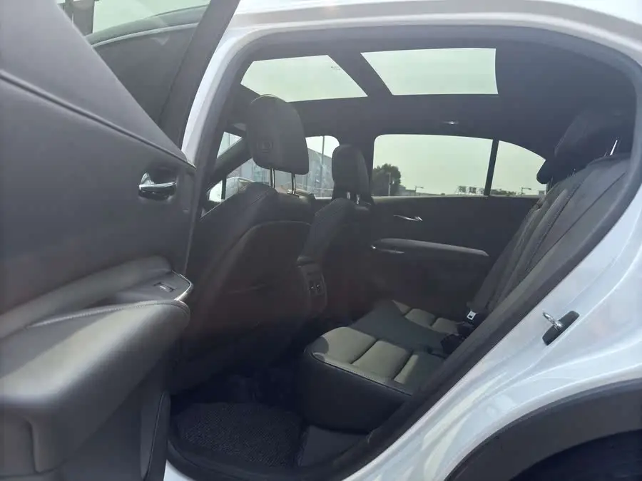 Cadillac XT4 2020 28T FWD Premium