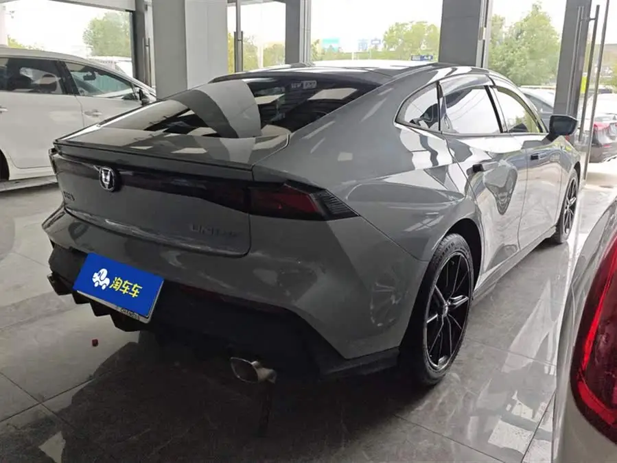 Changan UNI-V 2022 1.5T Premium