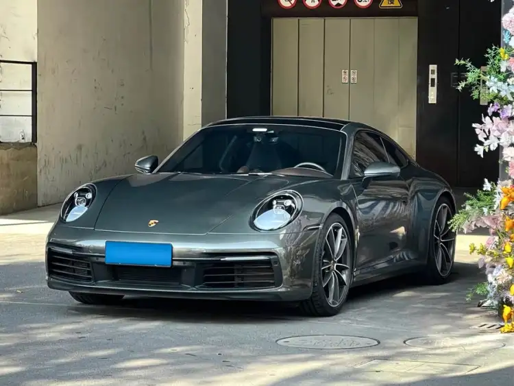 Porsche 911 2023 Carrera 3.0T