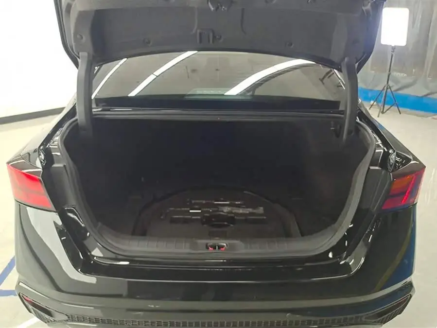 تينلاي 2021 2.0L XL نسخة الراحة