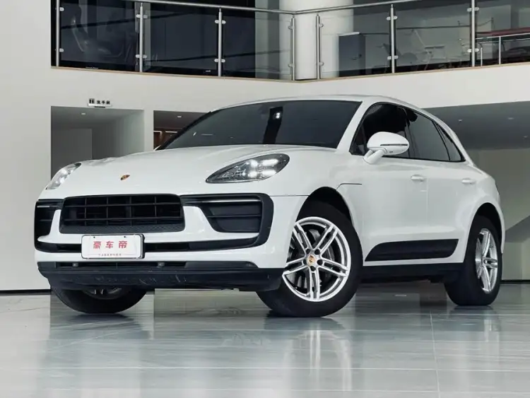 2023 Macan 2.0T
