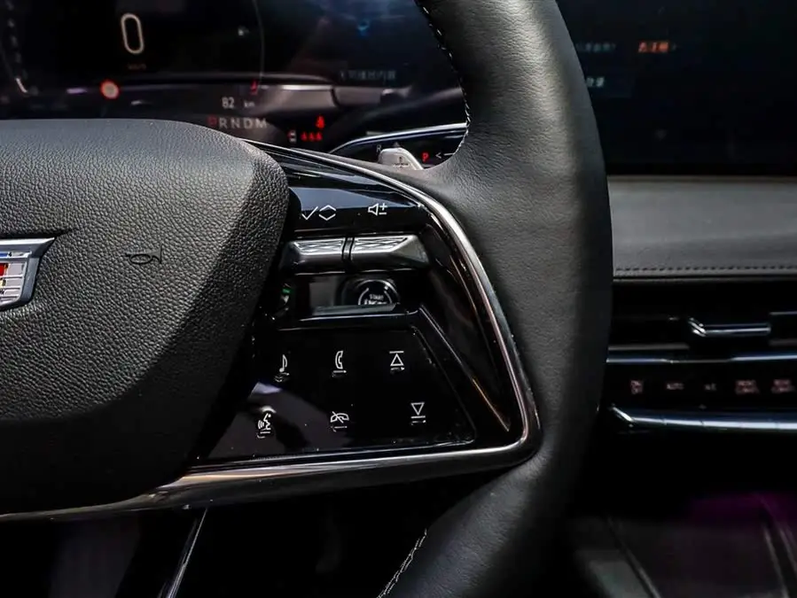 كاديلاك CT6 2023 28T بريميوم