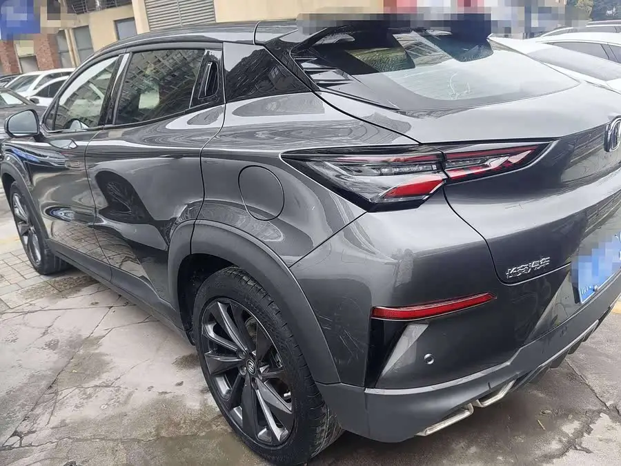 تشاينغ UNI-T 2021 1.5T البارزة