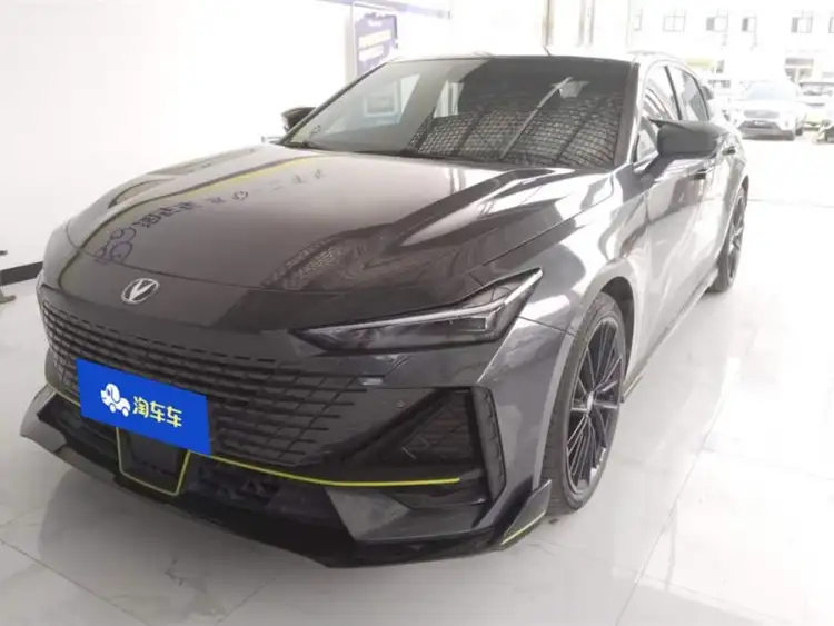 Changan UNI-V 2022 1.5T Sport Version