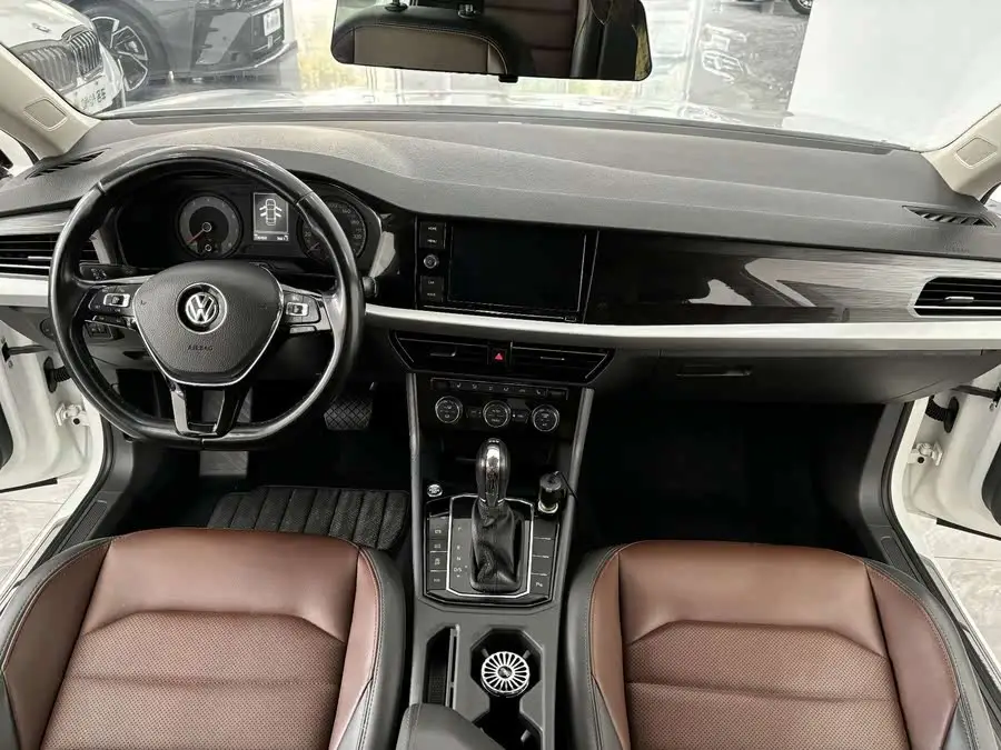 Lavida 2019 280TSI DSG Luxury Version National VI