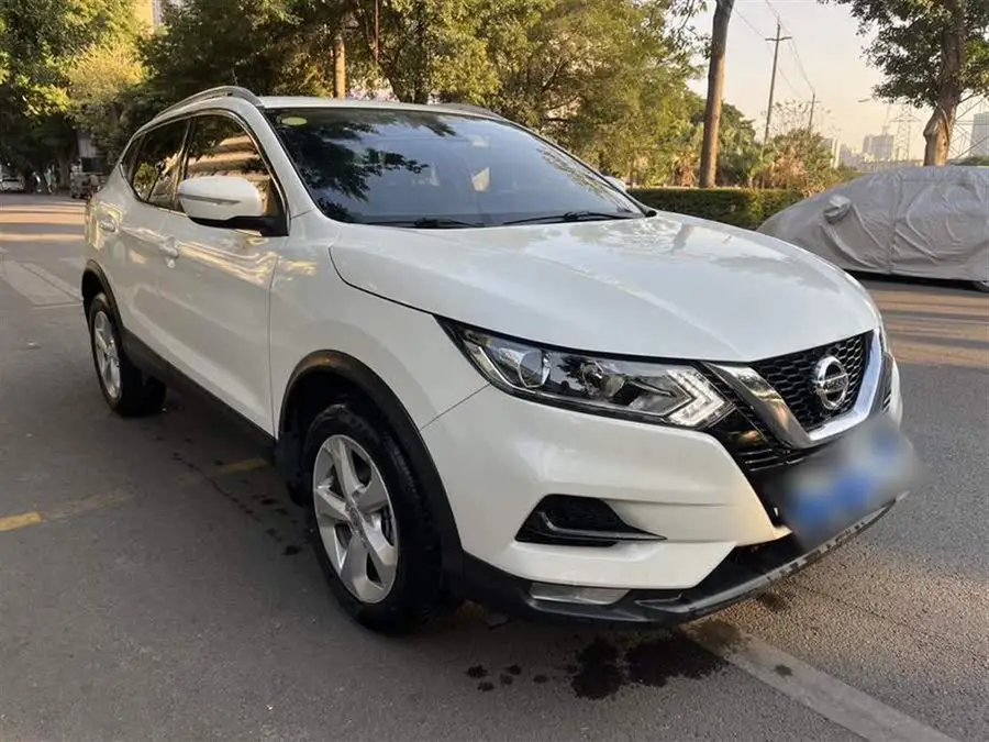 2021 نيسان قاشقاي 2.0 لتر CVT إصدار ذكي