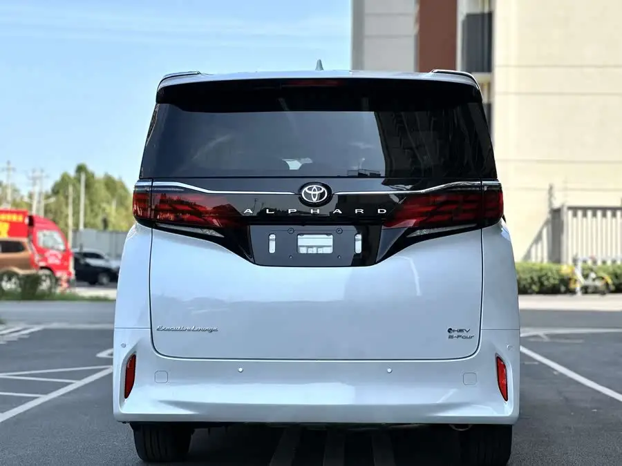 ألفارد 2024 موديل هجين 2.5 لتر الإصدار المتميز