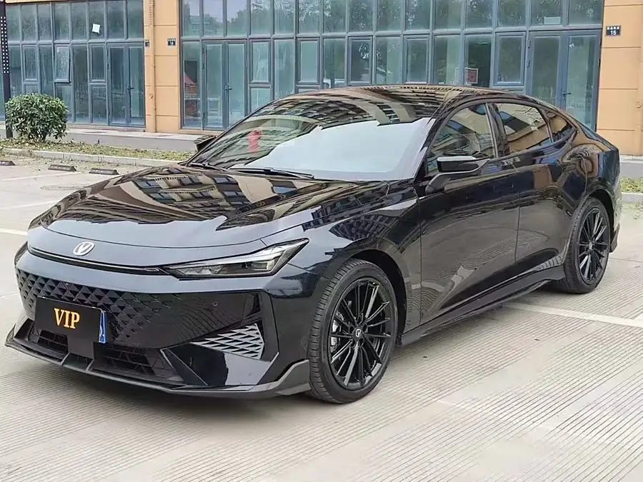 Changan UNI-V 2024 1.5T Premium Sport Version