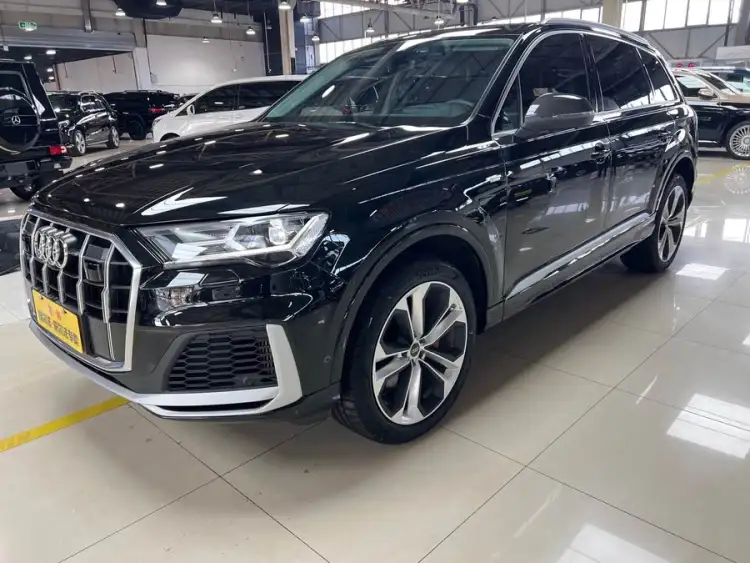 Audi Q7 2023 55 TFSI quattro S Premium