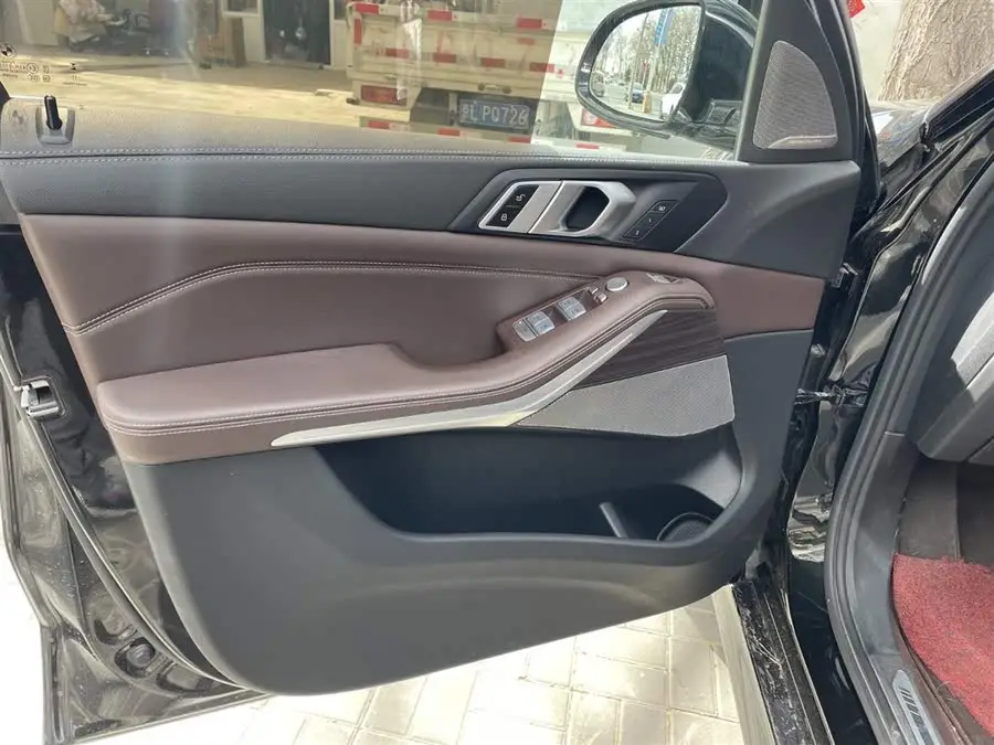 BMW X5 2022 Facelift xDrive 40Li M Sport Package