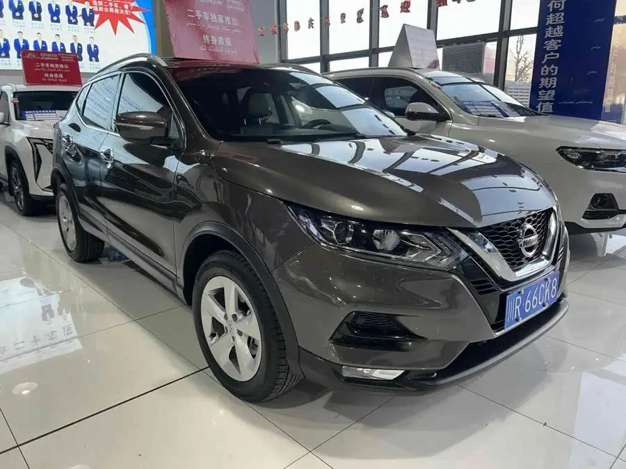 2022 نيسان قاشقاي 2.0L CVT XV الذكاء