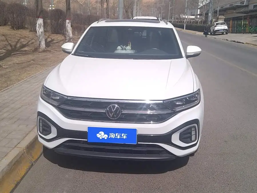 T-ROC 2023 300TSI DSG Two-Wheel Drive Chasing Light Edition