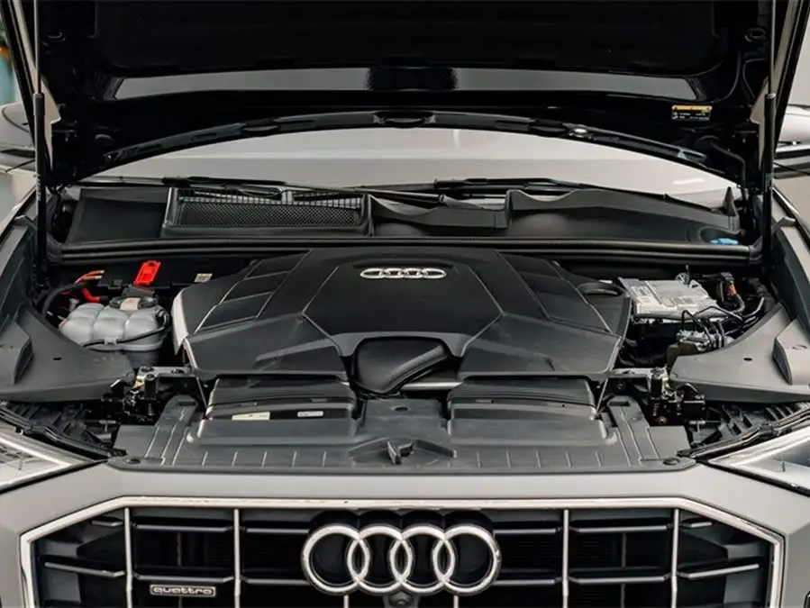 أودي Q8 2021 55 TFSI بريستيج ديناميكي