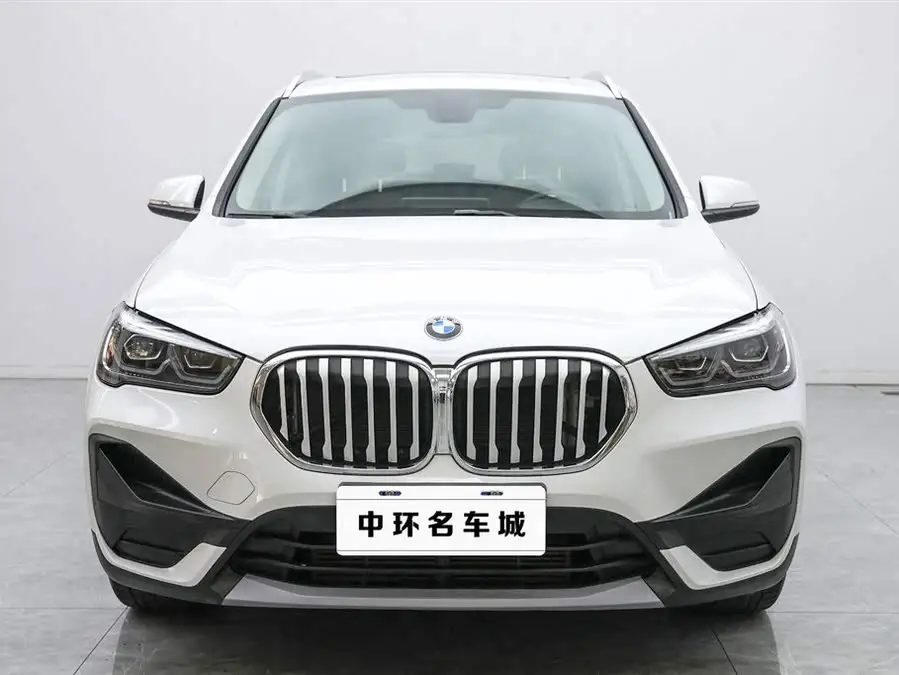 بي إم دبليو X1 2022 sDrive25Li إصدار رائد