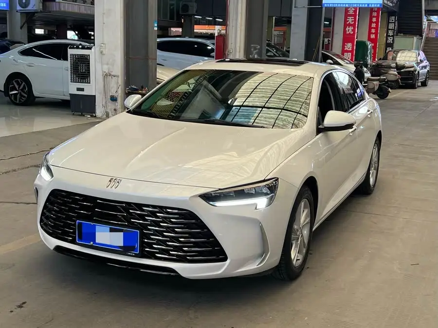 بيوك ريجال 2024 25T الإصدار الفائق