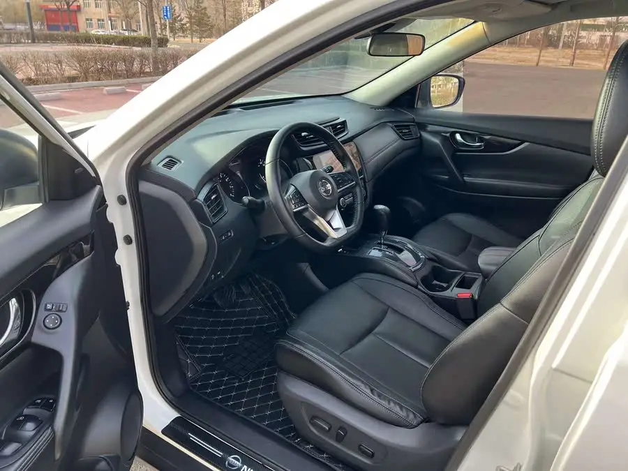 نيسان إكس-تريل 2021 2.0 لتر CVT 2WD XL بريميوم الإصدار الذكي